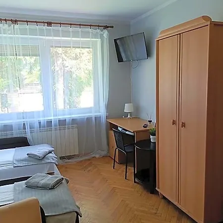 Ostello Pod Swierkiem Swarzędz