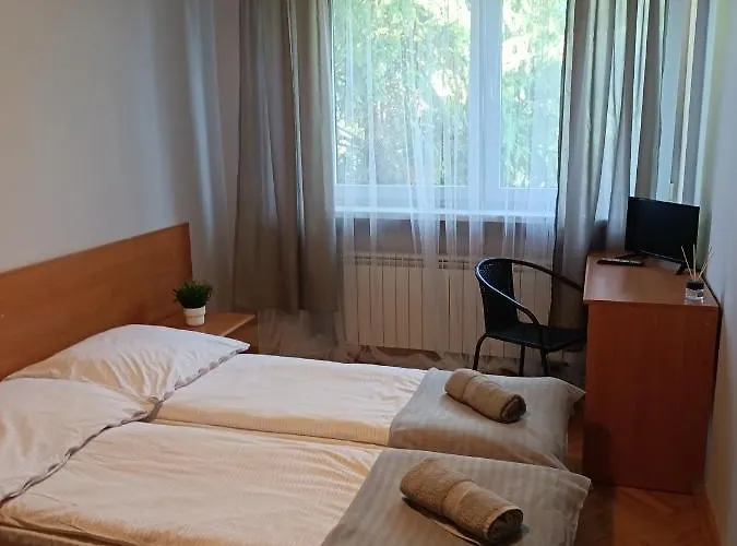 Hostel Pod Swierkiem Swarzędz