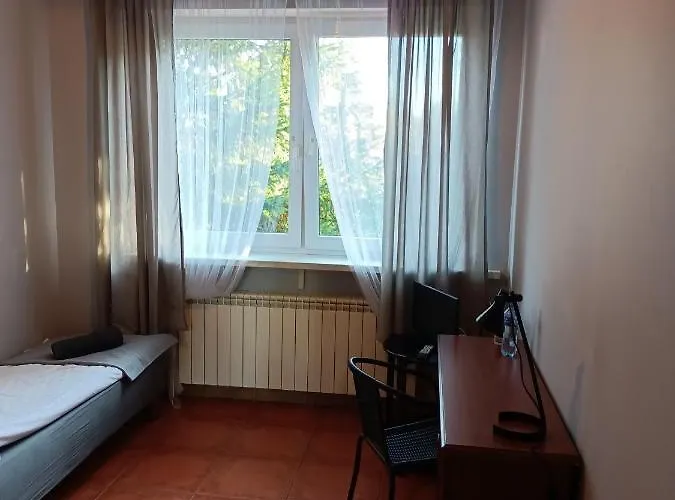 Hostel Pod Swierkiem *