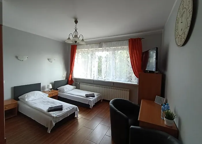 Hostel Pod Swierkiem *