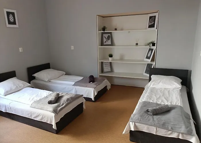 Hostel Pod Swierkiem Swarzędz