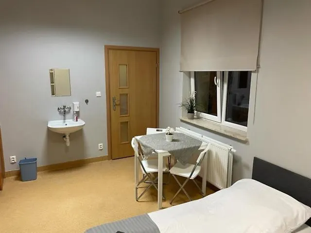 Hostel Pod Swierkiem Swarzędz