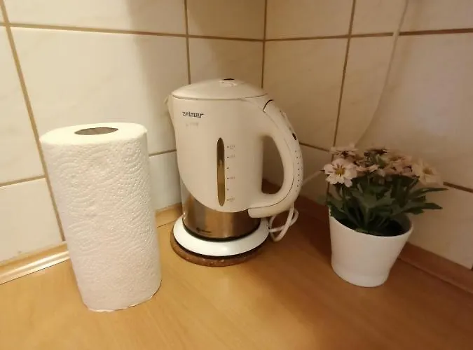 Pod Swierkiem Hostel Swarzędz